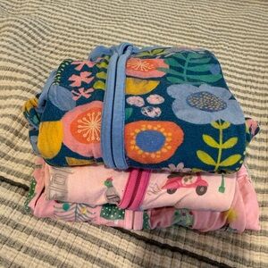 Lot of 3 Girls Little Sleepies Zippy Pajamas 12/18 months and 18/24 months